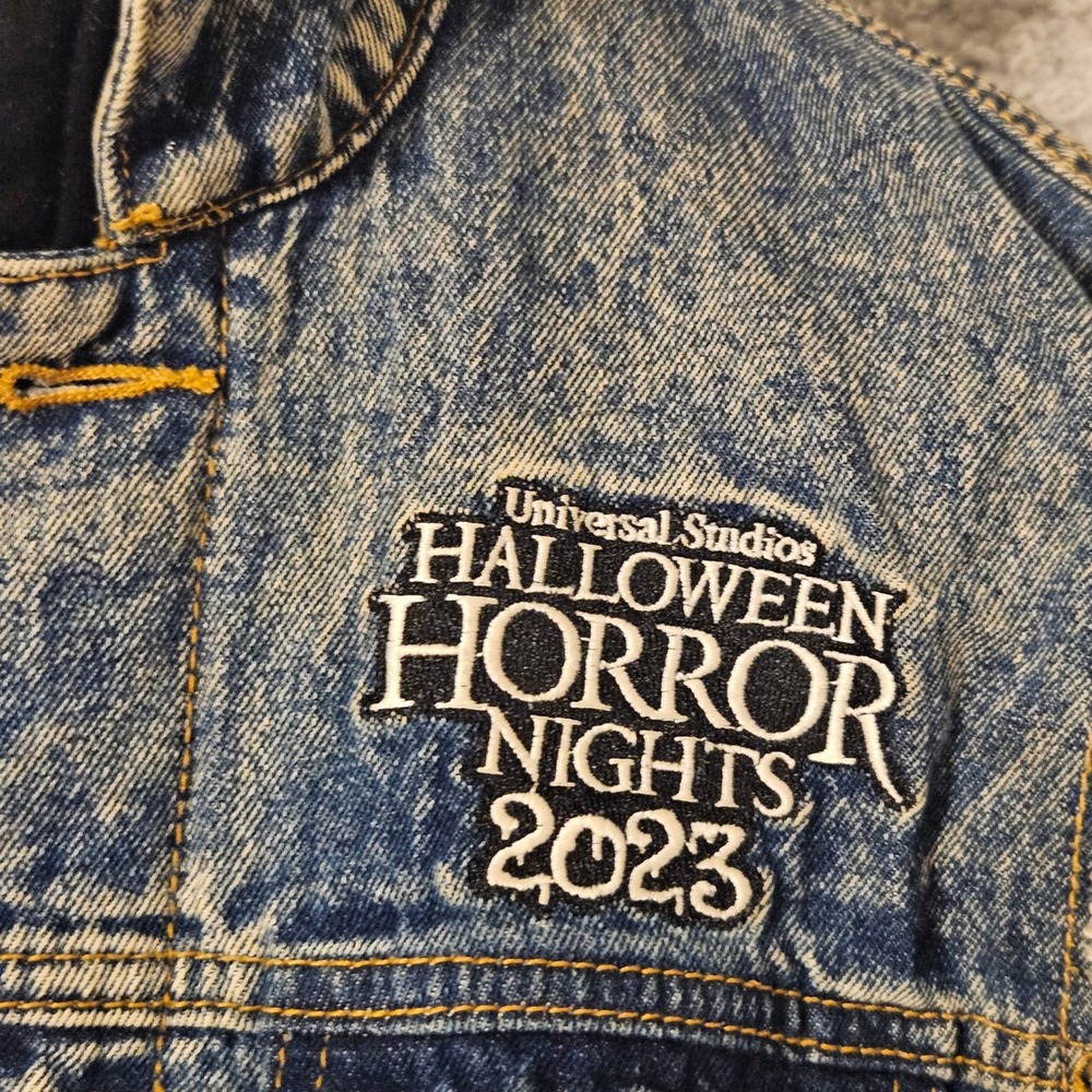 Universal Studios Halloween Horror Nights 2023 Stranger Things Hellfire Club Sm - Picture 5 of 8